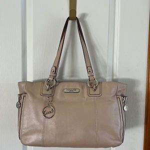 Coach F19252 Pearl Pink Leather Purse Tote